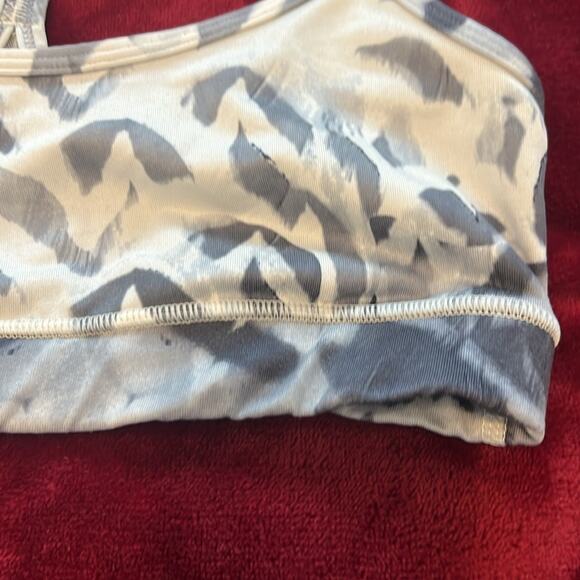 Lululemon Flow Y Nulu Bra Tie Dye Print Size 4 - Picture 6 of 10